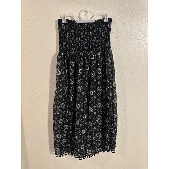 Cyn & Luca 90’s Black & White Celestial Whimsygoth Sun & Moon Witchy Dress - Picture 8 of 10